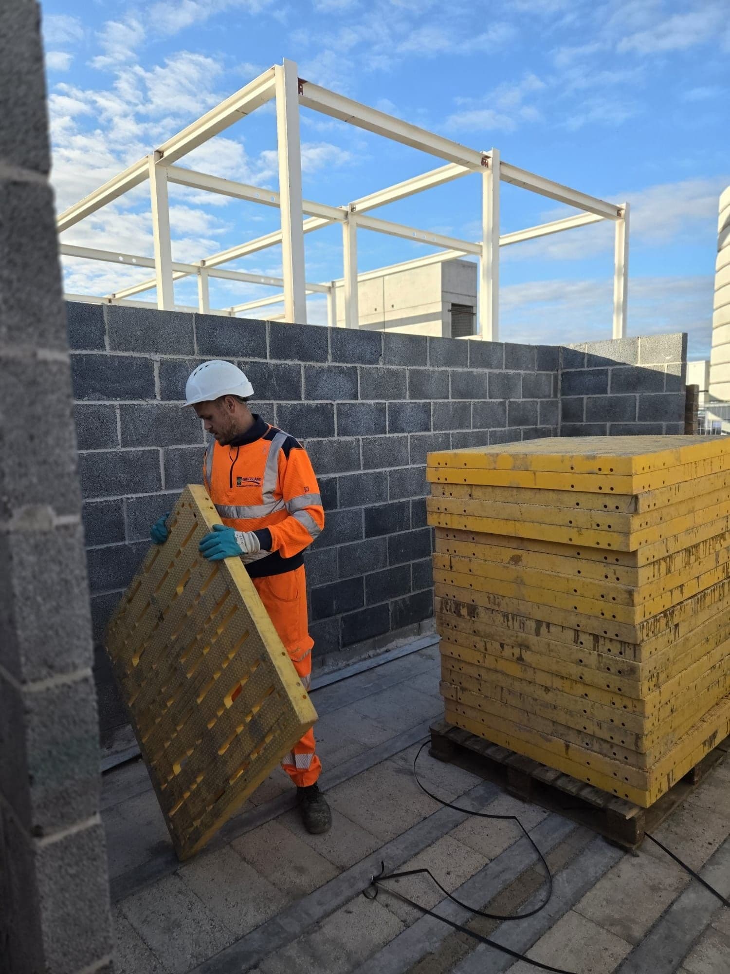 One survey. One pattern. Every floor the same. — Graceland safety decking